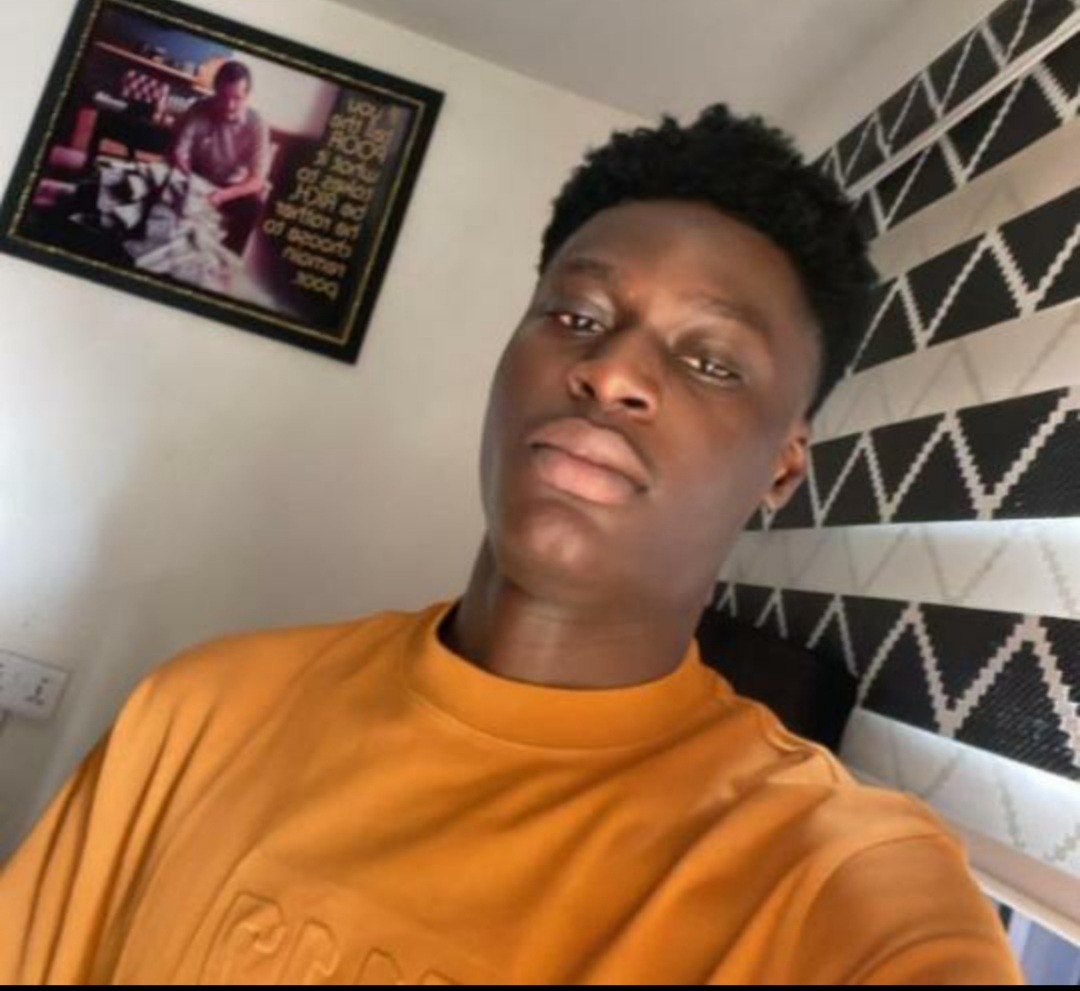 Taiwo Oladehinde Profile Picture