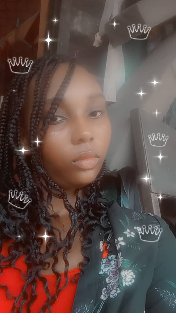 Lily Vee Profile Picture